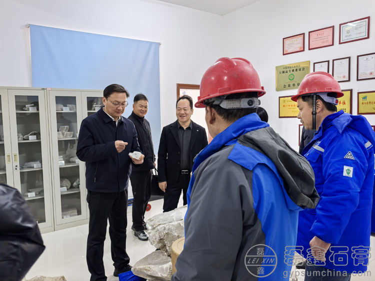 1740123655560704.jpg 1740123655560704.jpg